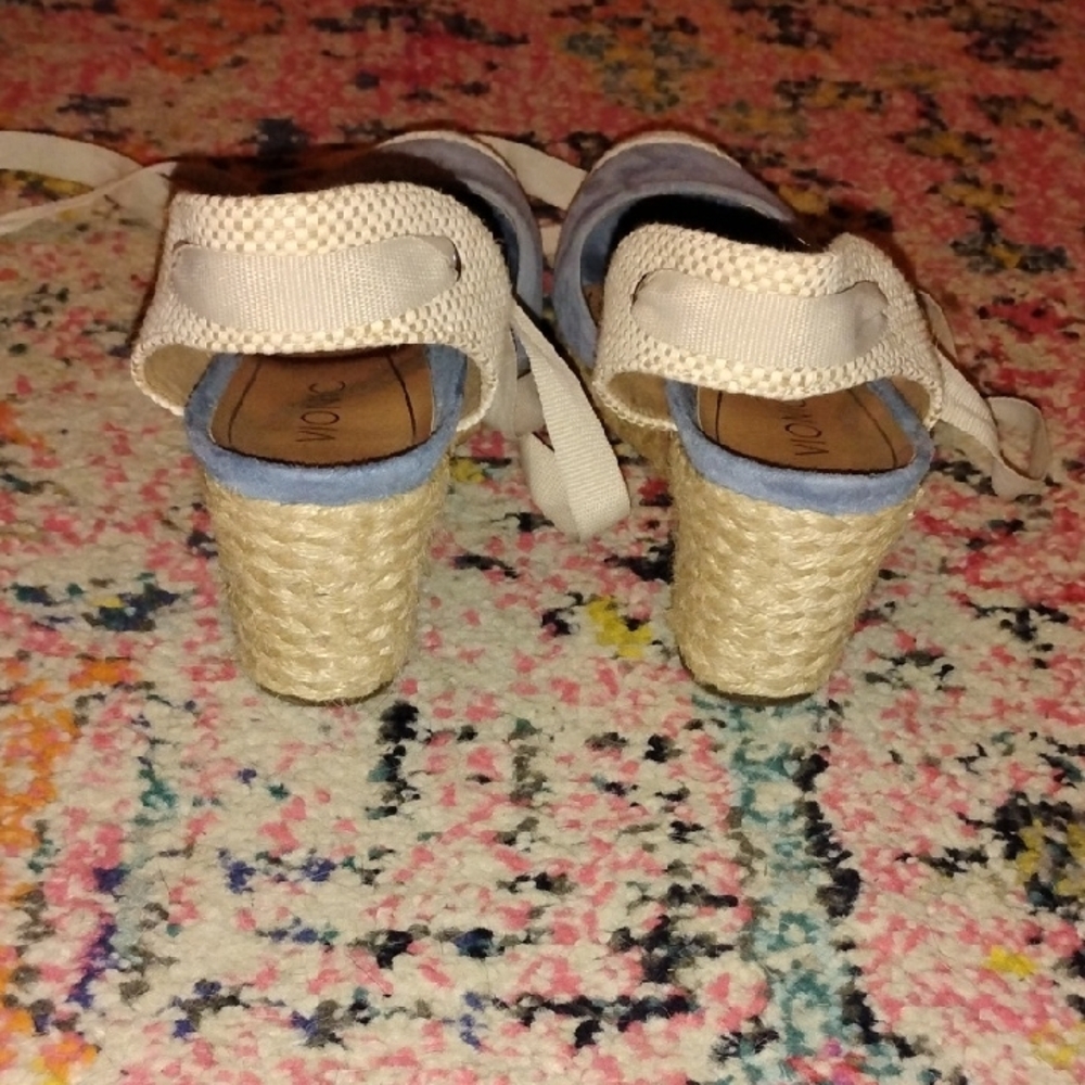 Vionic Light Blue Espadrille Wedge Slingback with Cream Toe - Picture 4 of 5